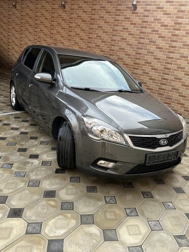 Kia Ceed 2009, 197,000 km - 1.4 l - Bakı