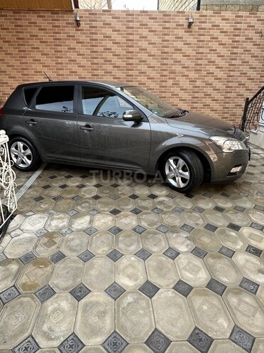 Kia Ceed 2009, 197,000 km - 1.4 l - Bakı