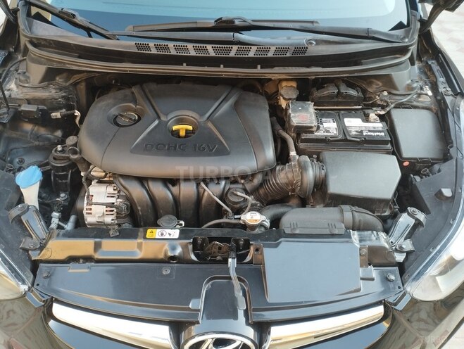 Hyundai Elantra 2016, 89,599 km - 1.8 л - Bakı