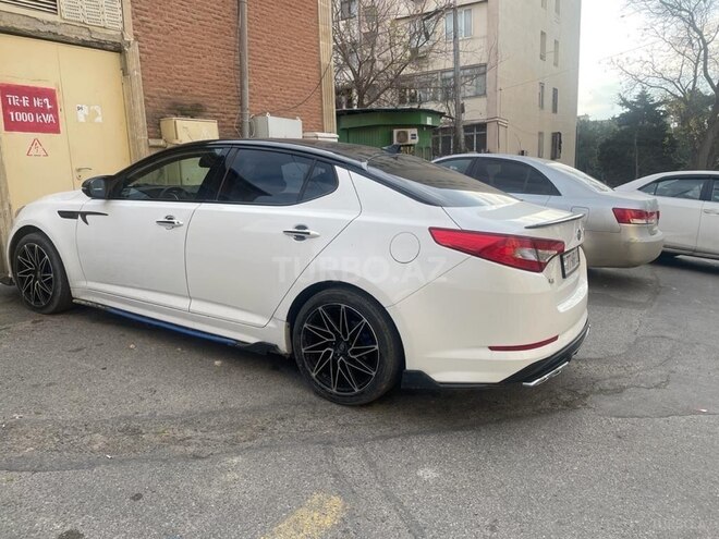 Kia K5 2010, 210,000 km - 2.0 л - Bakı