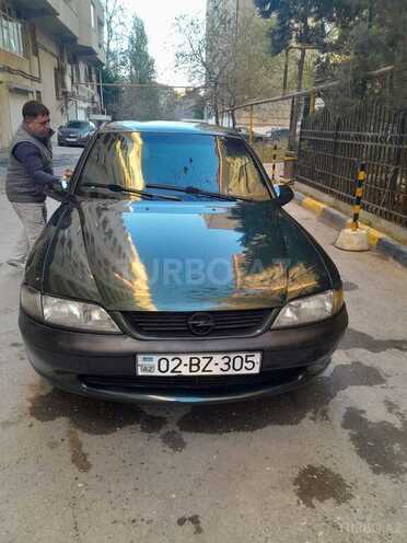 Opel Vectra 1998, 150,000 km - 1.6 l - Bakı