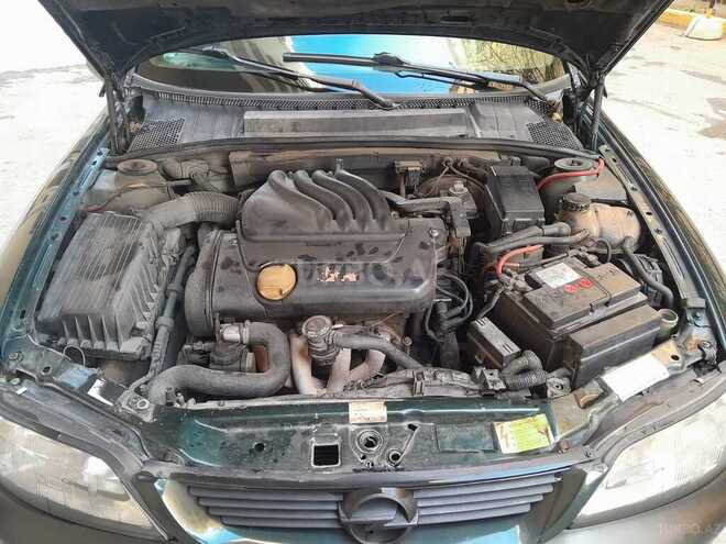 Opel Vectra 1998, 150,000 km - 1.6 l - Bakı