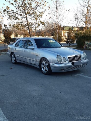 Mercedes E 240 1999, 572,000 km - 2.4 l - Mingəçevir
