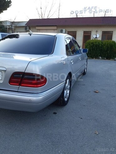 Mercedes E 240 1999, 572,000 km - 2.4 l - Mingəçevir