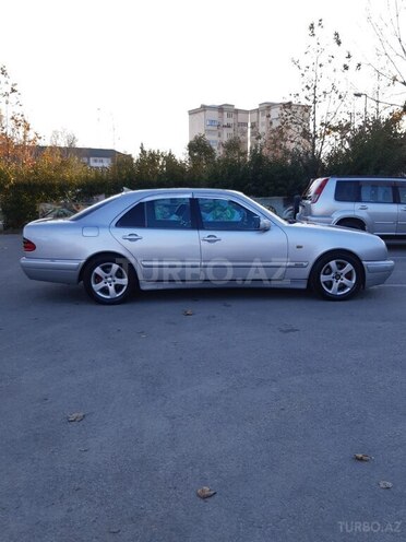 Mercedes E 240 1999, 572,000 km - 2.4 l - Mingəçevir
