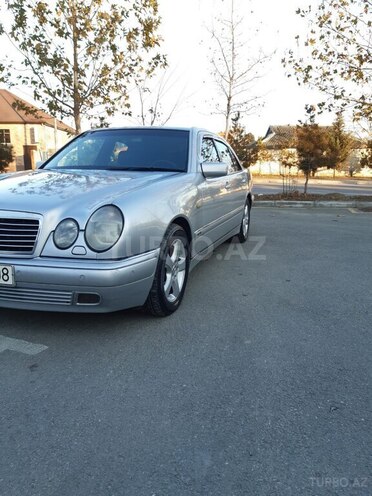 Mercedes E 240 1999, 572,000 km - 2.4 l - Mingəçevir