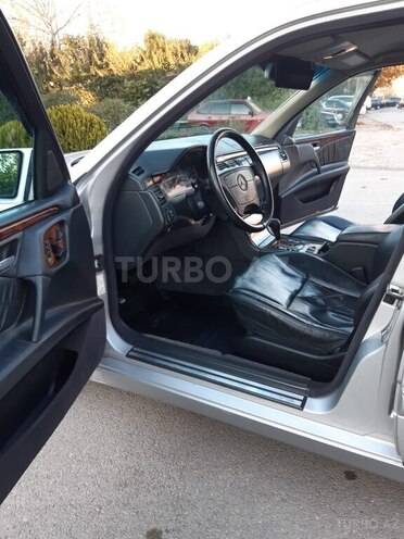Mercedes E 240 1999, 572,000 km - 2.4 l - Mingəçevir
