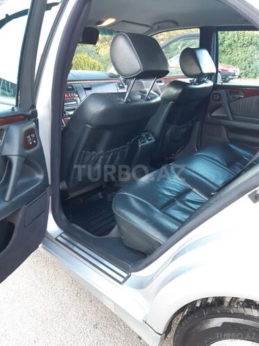 Mercedes E 240 1999, 572,000 km - 2.4 l - Mingəçevir