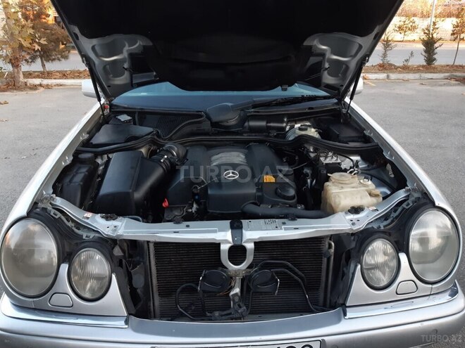 Mercedes E 240 1999, 572,000 km - 2.4 l - Mingəçevir