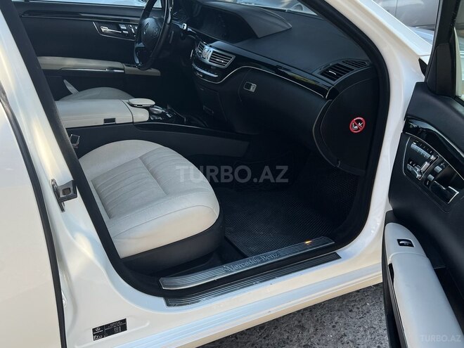 Mercedes S 500 2010, 186,542 km - 4.7 l - Bakı