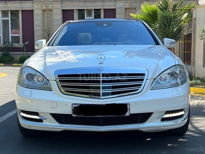 Mercedes S 500 2010, 186,542 km - 4.7 l - Bakı