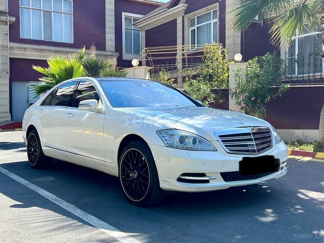 Mercedes S 500 2010, 186,542 km - 4.7 l - Bakı