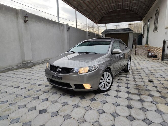 Kia Cerato 2009, 280,000 km - 2.0 l - Bərdə
