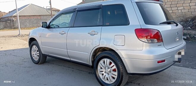 Mitsubishi Airtrek 2002, 431,646 km - 2.0 l - Zaqatala