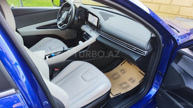 Hyundai Elantra 2021, 22,000 km - 1.6 l - Bakı