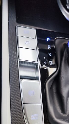 Hyundai Elantra 2021, 22,000 km - 1.6 l - Bakı