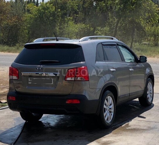 Kia Sorento 2009, 102,507 km - 2.0 l - Beyləqan