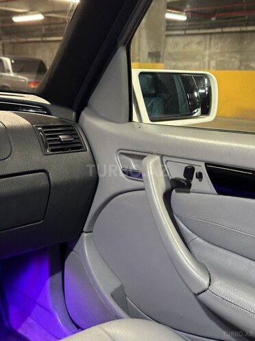 Mercedes C 230 2000, 310,629 km - 2.3 л - Bakı
