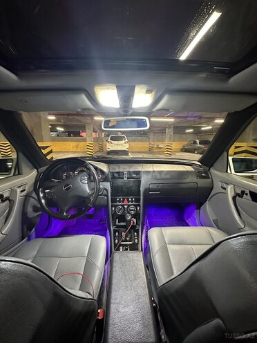 Mercedes C 230 2000, 310,629 km - 2.3 л - Bakı