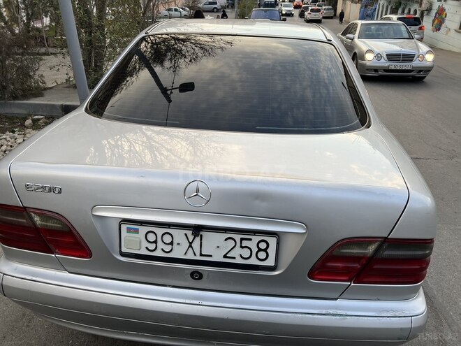 Mercedes E 200 2002, 99,990 km - 2.0 l - Bakı