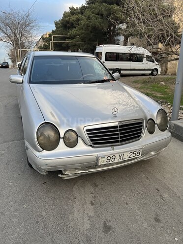 Mercedes E 200 2002, 99,990 km - 2.0 l - Bakı