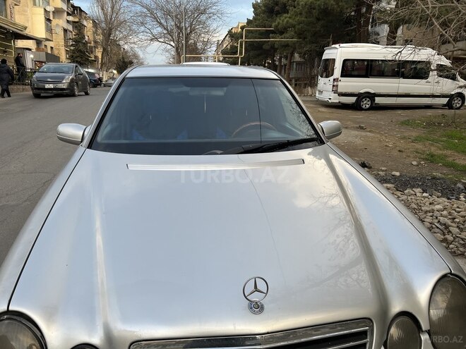 Mercedes E 200 2002, 99,990 km - 2.0 l - Bakı