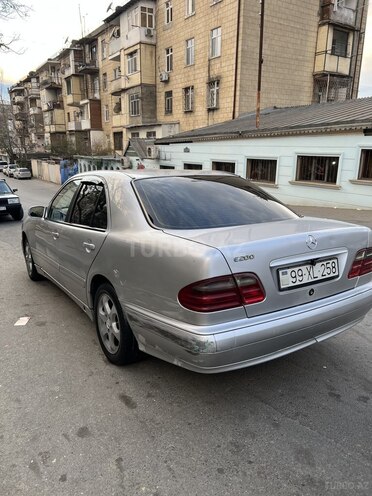 Mercedes E 200 2002, 99,990 km - 2.0 l - Bakı