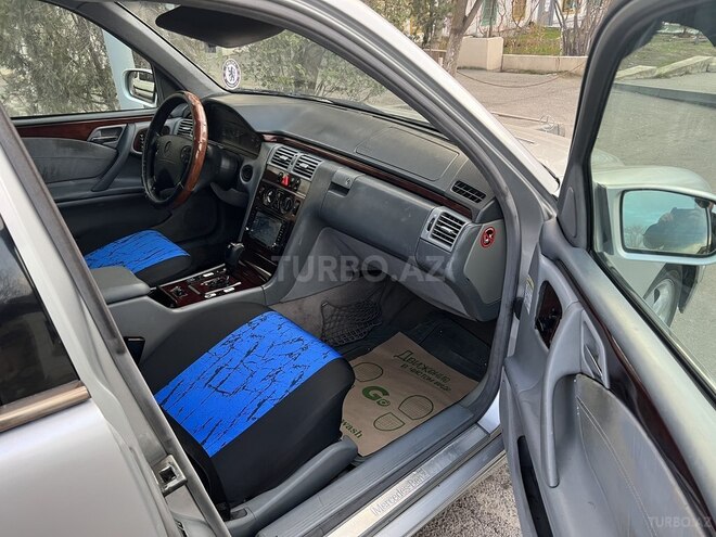 Mercedes E 200 2002, 99,990 km - 2.0 l - Bakı