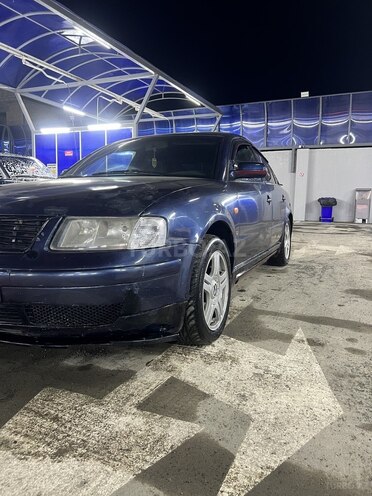 Volkswagen Passat 1999, 22,200 km - 2.0 l - Gəncə