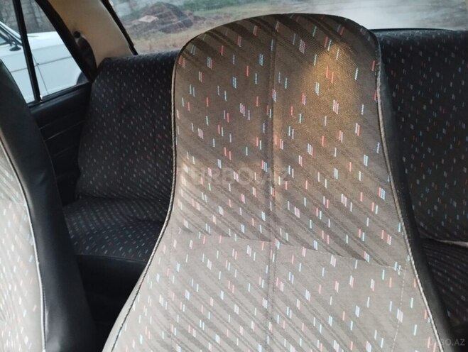 LADA (VAZ) 2107 2010, 100,000 km - 1.6 l - Qax