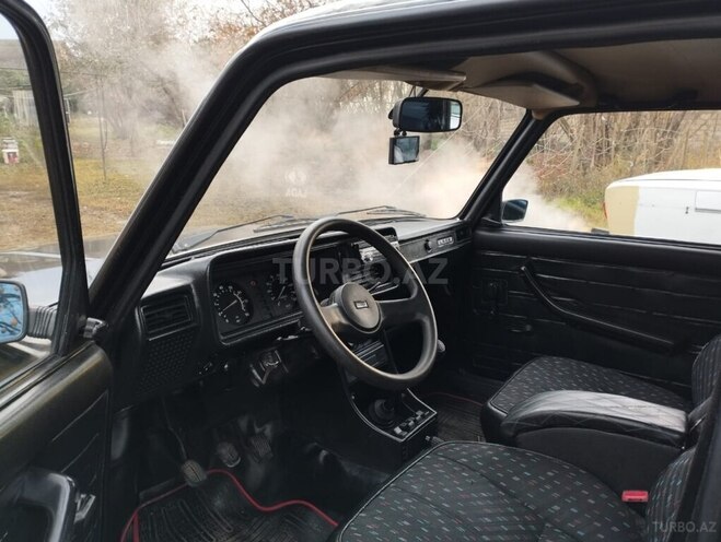 LADA (VAZ) 2107 2010, 100,000 km - 1.6 l - Qax