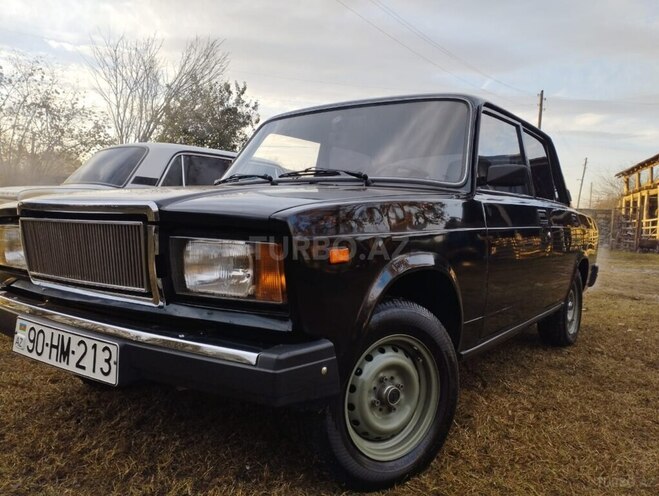 LADA (VAZ) 2107 2010, 100,000 km - 1.6 l - Qax