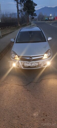 Opel Astra 2009, 235,450 km - 1.3 l - Bakı