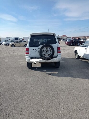 Mitsubishi Pajero io 2000, 394,000 km - 2.0 л - Bakı