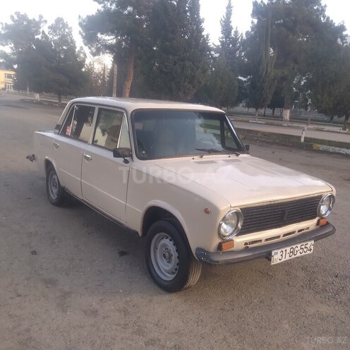 LADA (VAZ) 2101 1983, 45,867 km - 1.2 l - Salyan