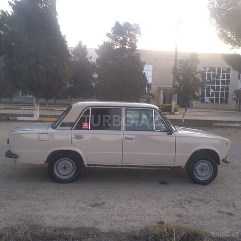 LADA (VAZ) 2101 1983, 45,867 km - 1.2 l - Salyan