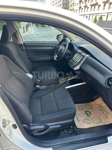 Toyota Corolla 2015, 207,000 km - 1.5 л - Bakı