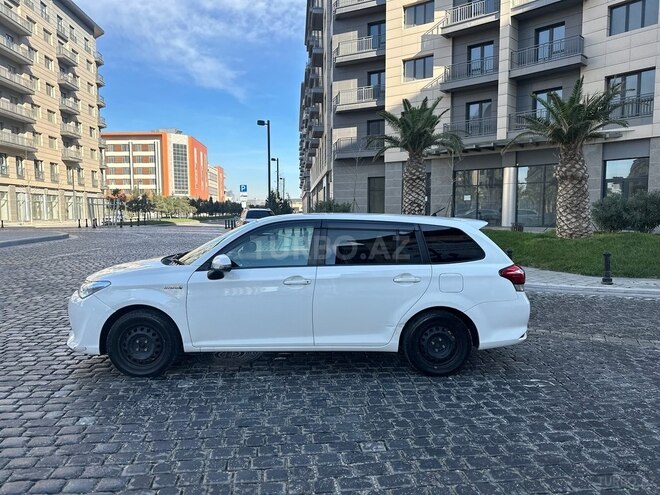 Toyota Corolla 2015, 207,000 km - 1.5 л - Bakı