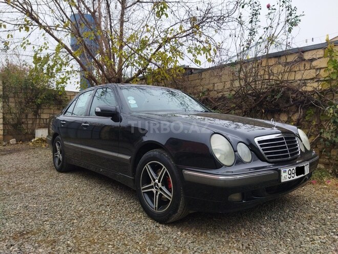 Mercedes E 240 2001, 211,000 km - 2.6 l - Ağdam