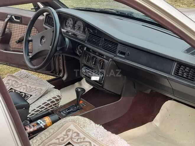 Mercedes 190 1990, 398,764 km - 2.0 л - Oğuz