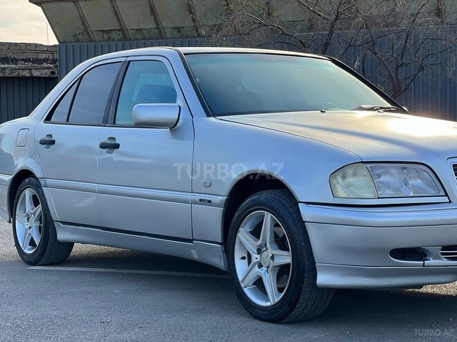 Mercedes C 220 1998, 330,434 km - 2.2 l - Sumqayıt