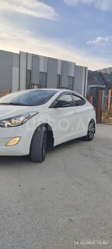 Hyundai Elantra 2011, 260,000 km - 1.6 л - Bakı