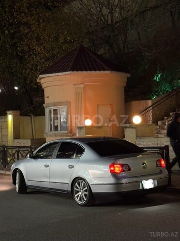 Volkswagen Passat 2010, 250,000 km - 2.0 л - Bakı