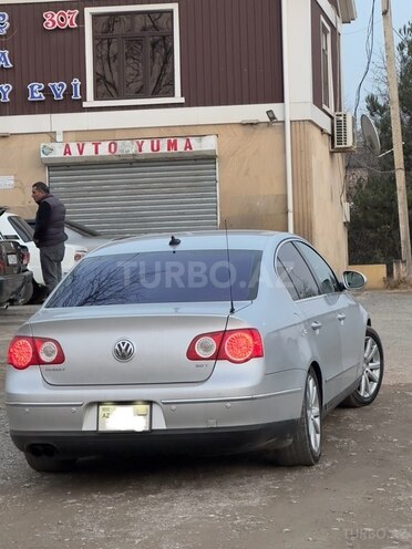 Volkswagen Passat 2010, 250,000 km - 2.0 л - Bakı