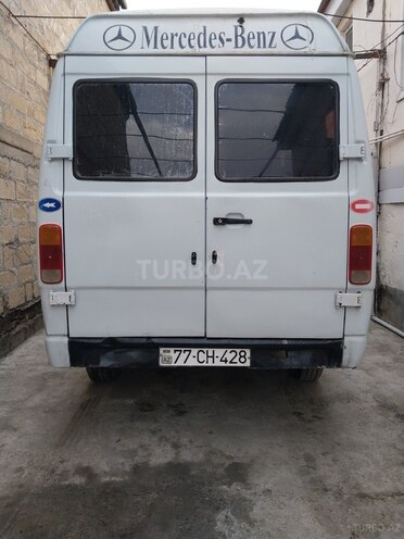 Mercedes 208 D 1994, 150,000 km - 2.3 л - Yevlax