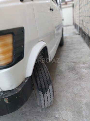 Mercedes 208 D 1994, 150,000 km - 2.3 л - Yevlax