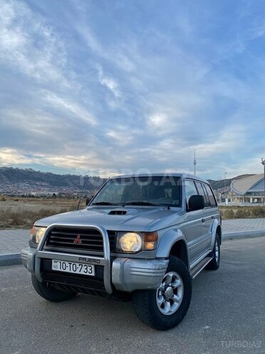 Mitsubishi Pajero 1997, 592,000 km - 2.8 л - Bakı