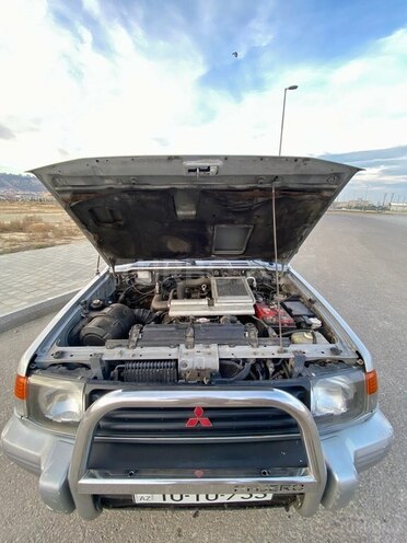 Mitsubishi Pajero 1997, 592,000 km - 2.8 л - Bakı
