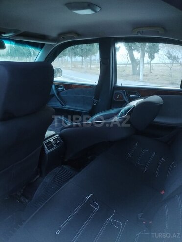 Mercedes E 220 2000, 370,000 km - 2.2 л - Sumqayıt