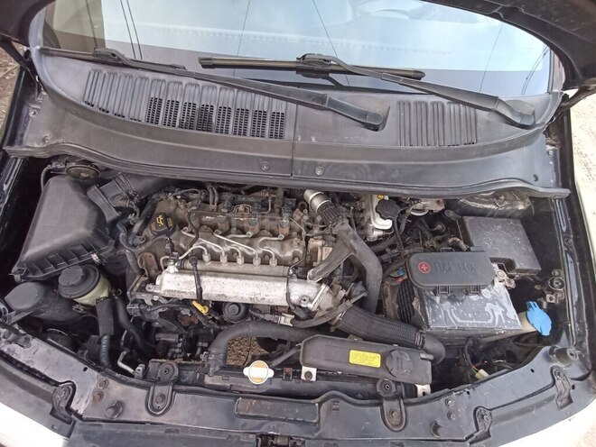 Hyundai Matrix 2006, 361,000 km - 1.5 л - Bakı